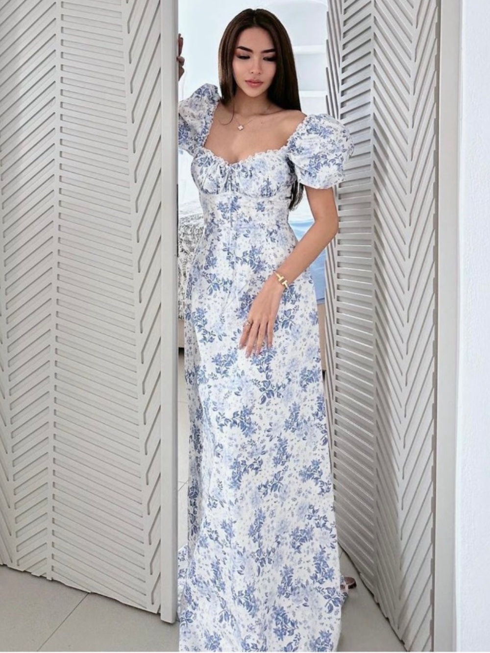 NEW House of CB Felizia Dress Blue Print + White Large with Regular Cup - Picture 12 of 17